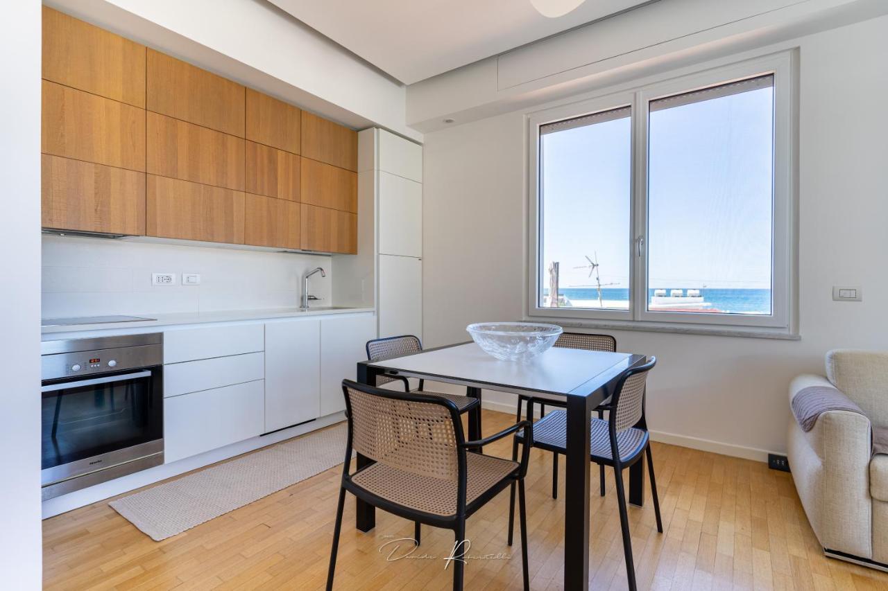 Casa Vacanze Vistamare Marinella di Sarzana Eksteriør bilde